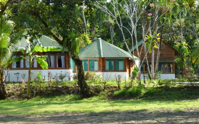 Corcovado Beach Lodge