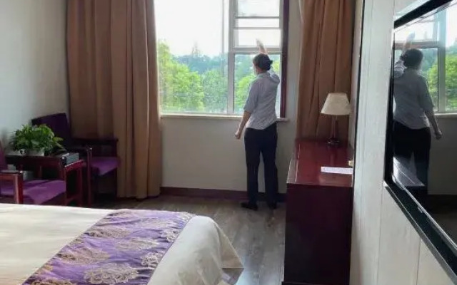 Weidong Garden Hotel