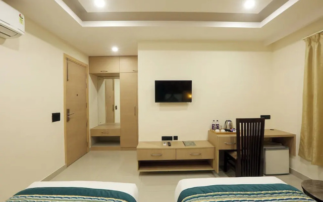FabHotel Green Lotus Luxe
