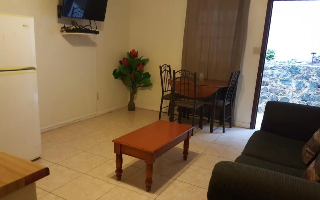 Sunset Gardens Guesthouse