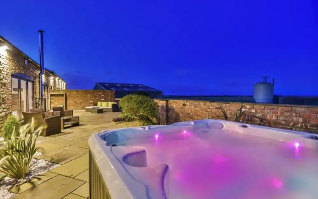 Captivating 4-bed House in Lincoln