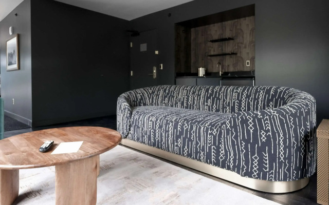The Inn Hotel, Ascend Hotel Collection