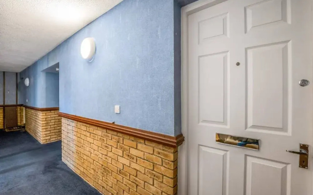 Luxury 2bed 2bath-ground Floor-free Parking