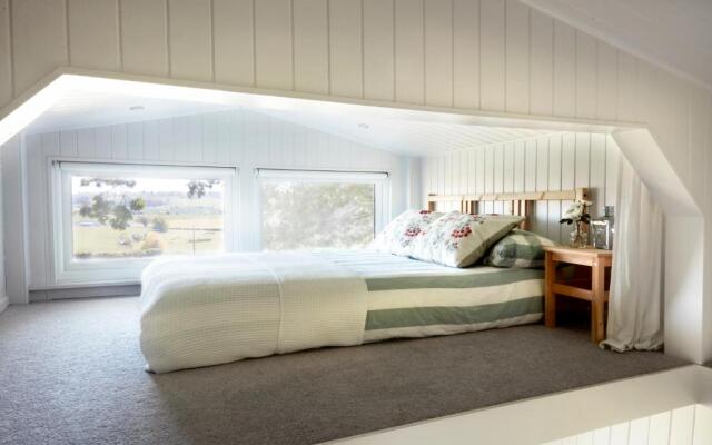 Extraordinary Huts