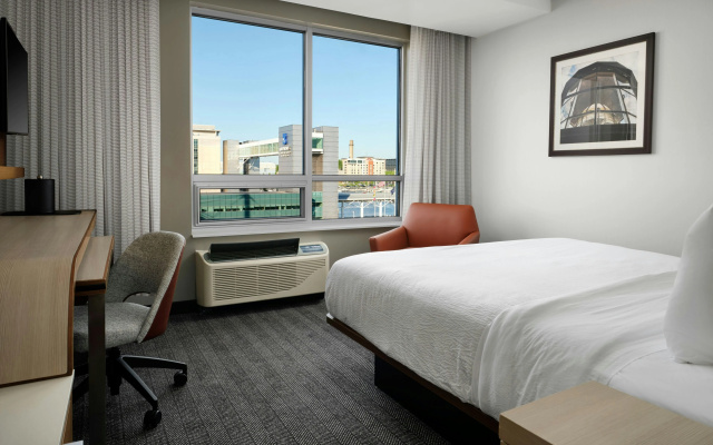 Courtyard by Marriott Erie Bayfront