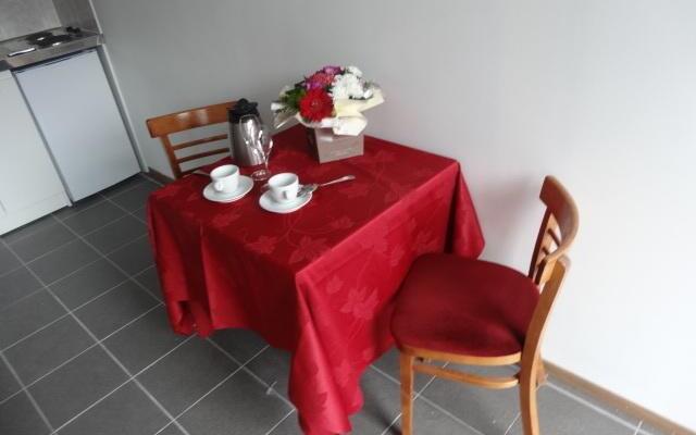 Au Saint Michel Des Greves