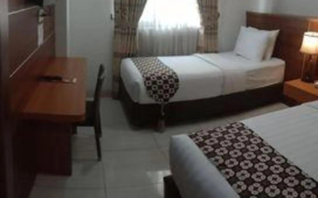 Maranatha Grand Hotel