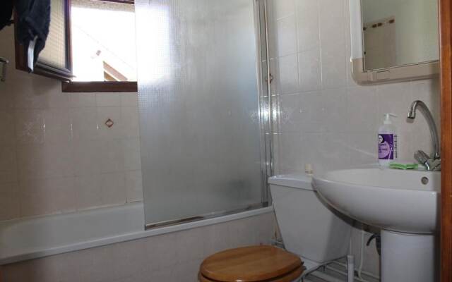 Chalet With 3 Rooms in Font Romeu Odeillo via