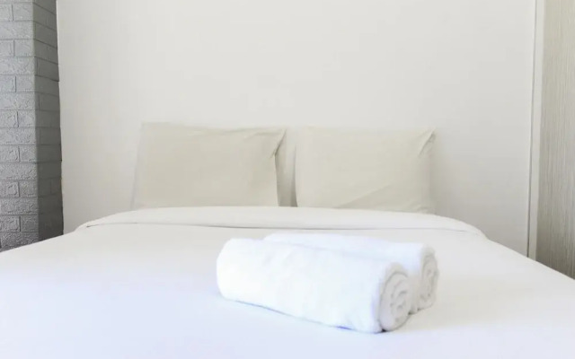 Comfy Studio Apartment At M-Town Residence