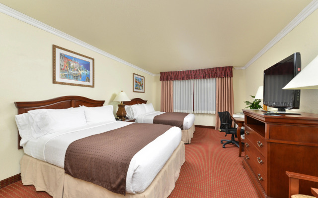 Holiday Inn Rancho Cordova by IHG
