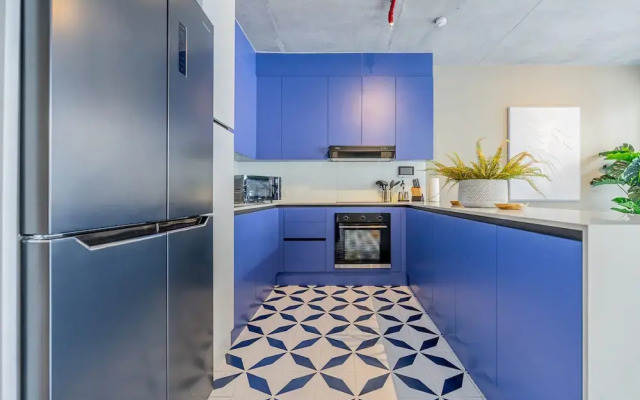 w Cozy 2BR in Plaza Herrera