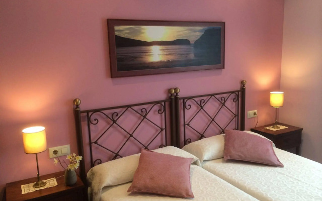 Hotel Rural El Texeu