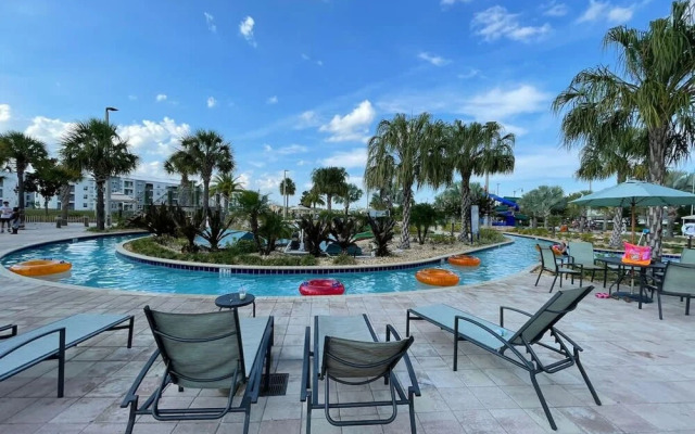 Luxury fun 9BR Near Disney Villa