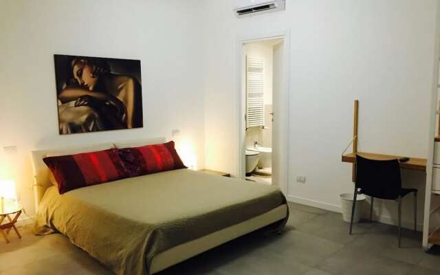 Room Center Station 2