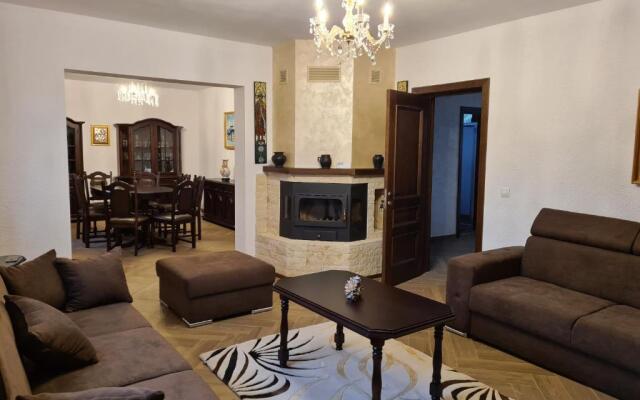 Villa Ramona