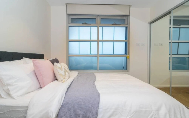 Serendipity on Gouger-Chinese Markets - Wifi - Nespresso - Amenities