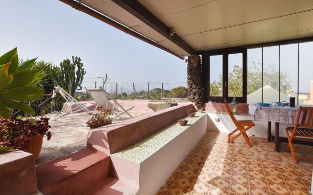 Nice Home in Pantelleria With Outdoor Swimming Pool, Wifi and 2 Bedrooms