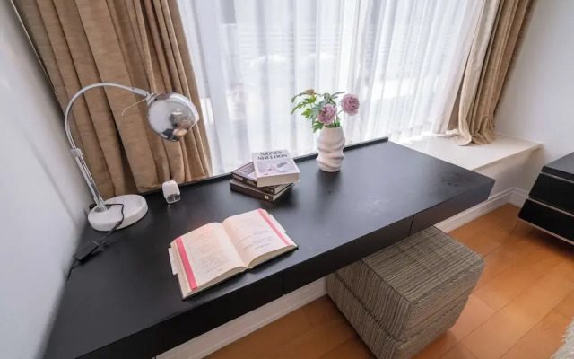 Tyms 3BR 2BA Apartment in Xujiahui