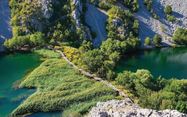 Amazing Home in Maslenica With Wifi and 1 Bedrooms