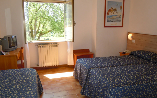 Catignano Hotel
