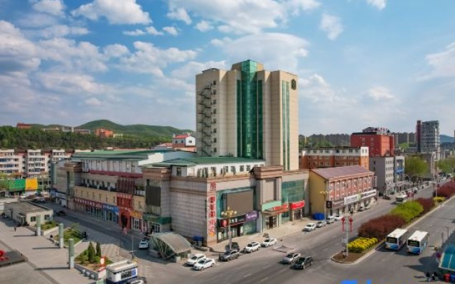 Vienna 3 Best Hotel (Tonghua Railway Station) – Outside – Tonghua