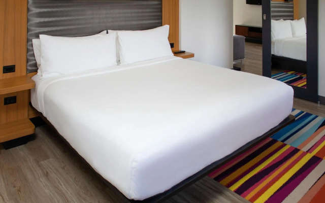 Aloft Miami Doral