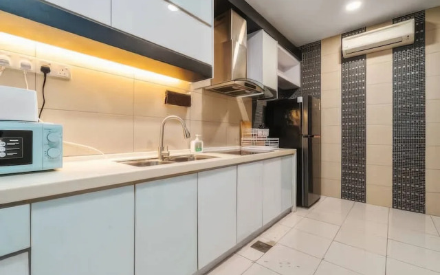 The Embassy Row 206 Apartments