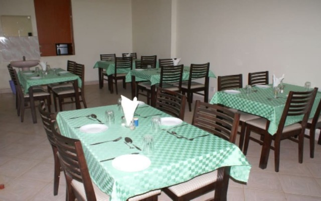 Moti Pearl Hotel