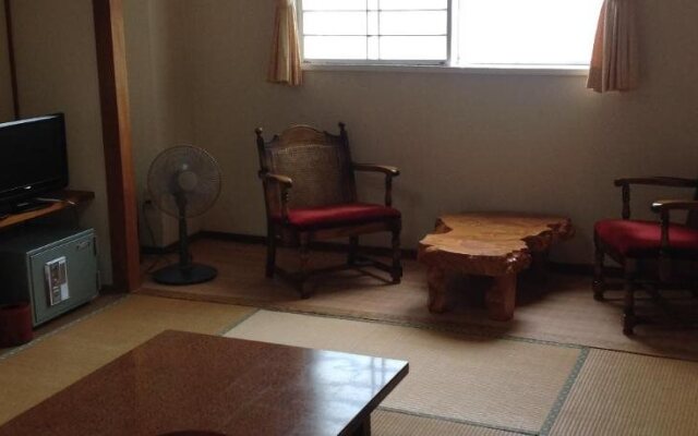 Cliff House Yanagida Ryokan