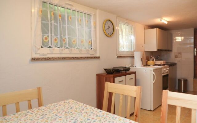 Apartments Knezovic
