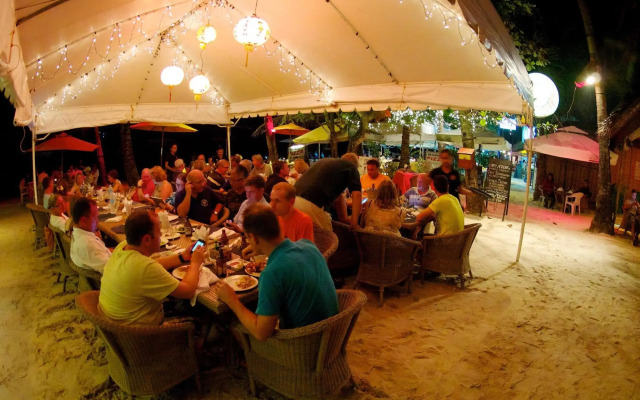 Alona Vida Beach Resort