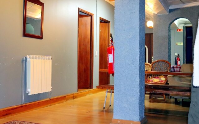 Alojamentos Estrela Peles