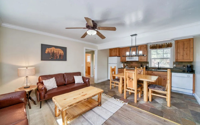 The Moose and Maple Lodge