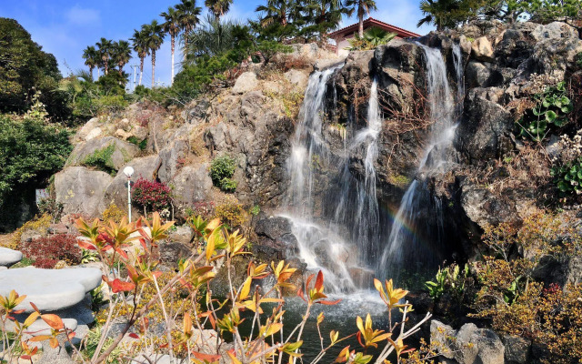 PalmValley Pool Villa Resort