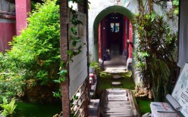 Emily Travellers Home