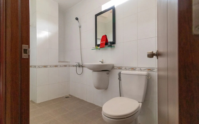 RedDoorz Plus near Vincom Go Vap 3