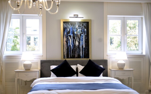 JessApart – Zurawia Apartment