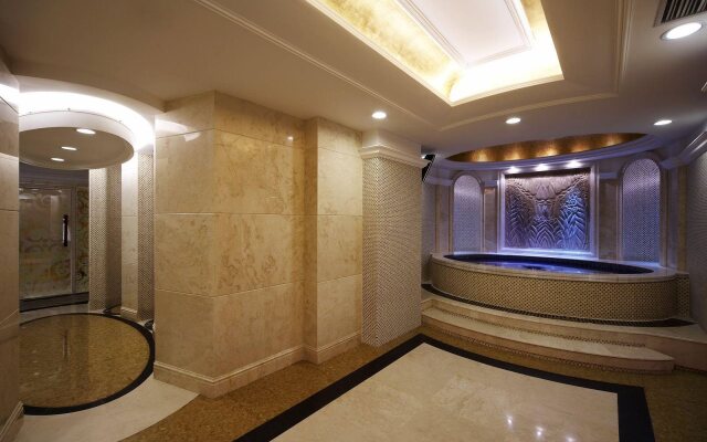 Dalian Dynasty International Hotel