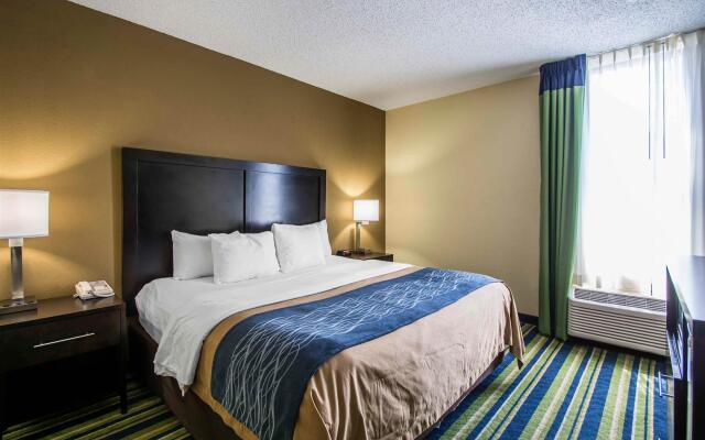 Comfort Inn & Suites Lantana - West Palm Beach South