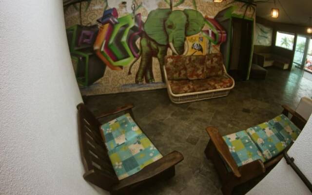 Curvão Surf House - Hostel