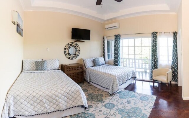 Blue Paloma Bed & Breakfast