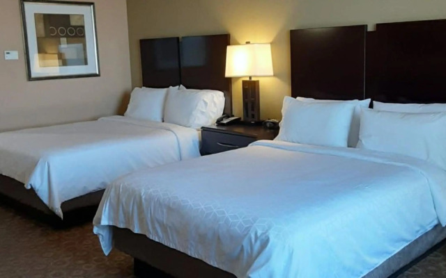 Holiday Inn Express & Suites Pecos