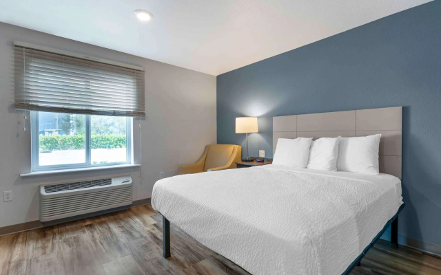 WoodSpring Suites West Melbourne I-95