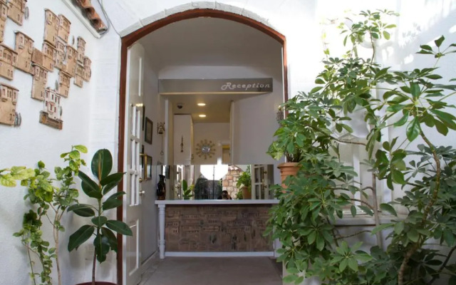 Ozkavak Hotel Kaleici