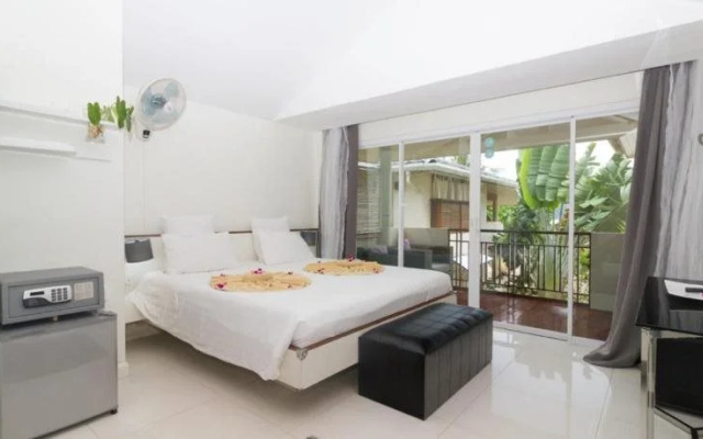 Mama Beach Residence