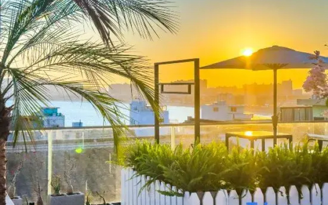 ChengNei Homestay (South Gate Bay)