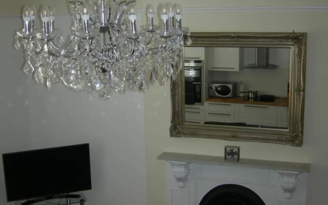 High Street Suites 3