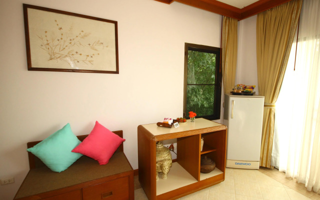 Phuket Nature Home Resort