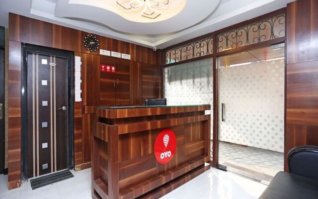 OYO 10263 Hotel Grand Nishat