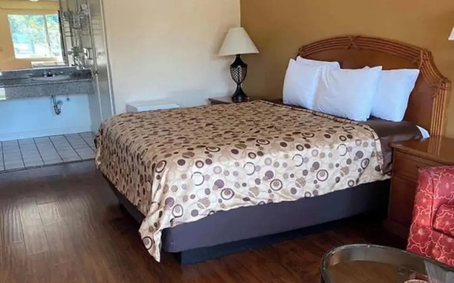 Casa Blanca Hotel & Suites Azusa